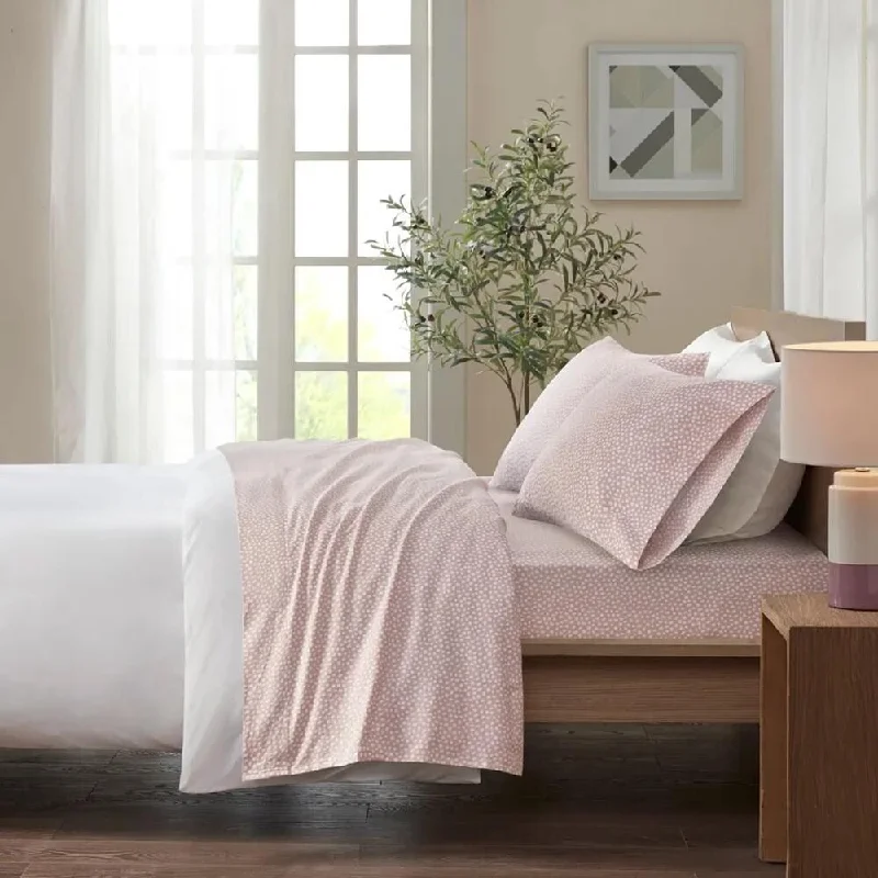 King - size blankets to cover large beds comfortablyKing - size blankets to cover large beds comfortablyQueen Cozy Cotton Flannel Printed Deep Pocket Sheet Set Blush Dots