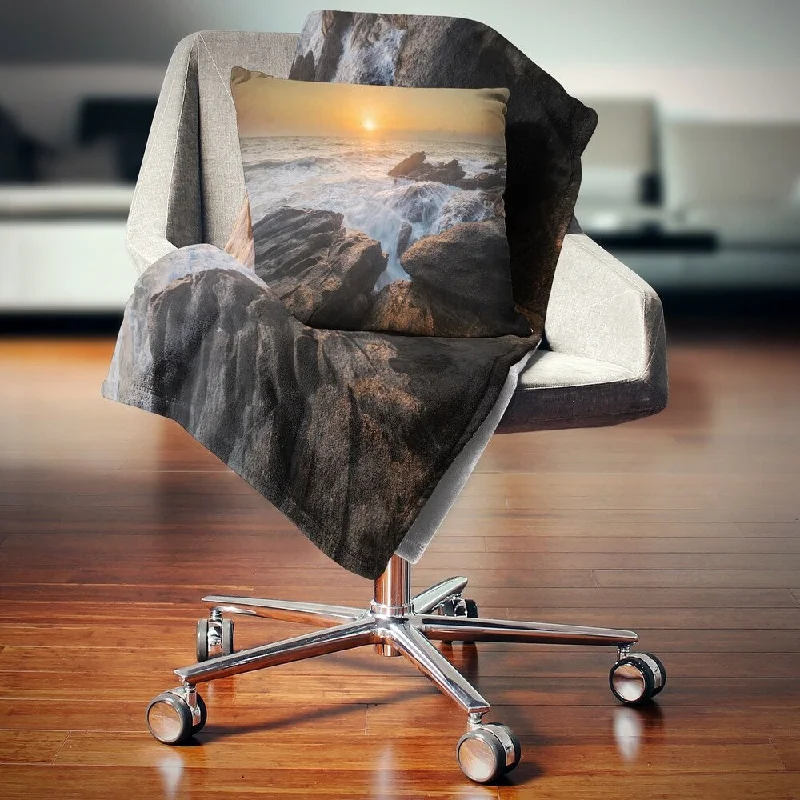 Mohair blankets with a unique sheen and softnessMohair blankets with a unique sheen and softnessDesignart 'Sunset over Rocky Seashore' Beach Photo Throw Blanket Mohair blankets with a unique sheen and softnessMohair blankets with a unique sheen and softnessDesignart 'Sunset over Rocky Seashore' Beach Photo Throw Blanket