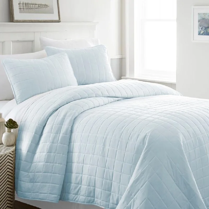 Silk blankets with a smooth and elegant touchSilk blankets with a smooth and elegant touch3pc Twin/TwinXL Quilted Coverlet Set Softest Square Pale Blue