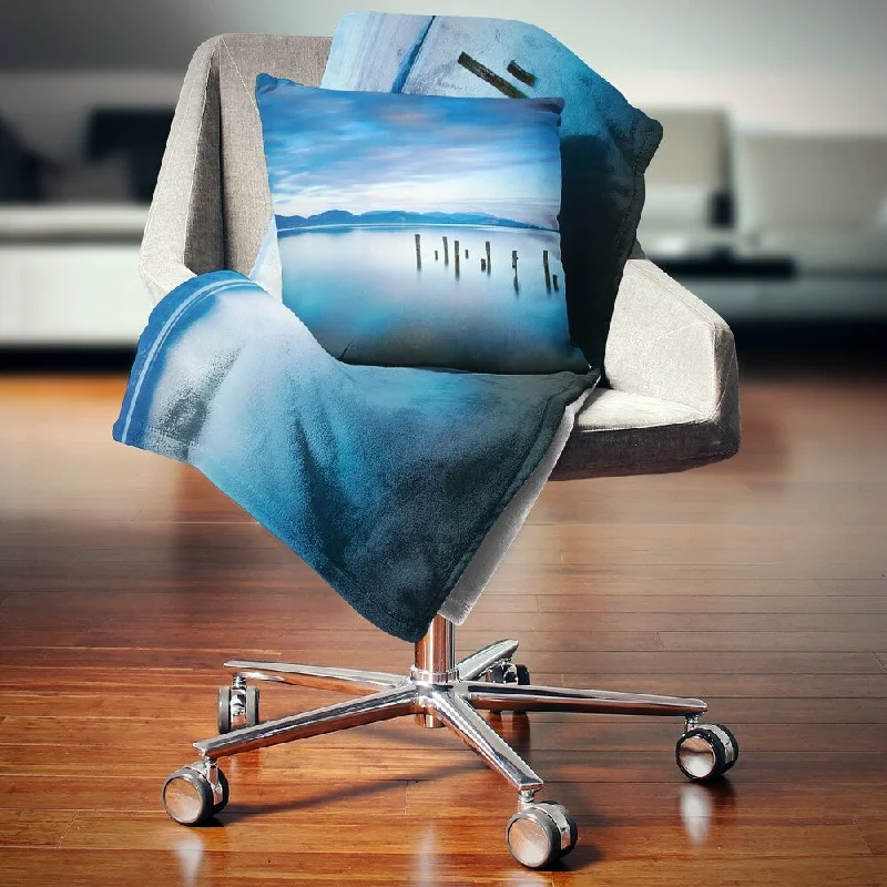 Microfiber blankets that are durable and easy to care forMicrofiber blankets that are durable and easy to care forDesignart 'Cloudy Sky in Blue Sea' Seascape Throw Blanket Microfiber blankets that are durable and easy to care forMicrofiber blankets that are durable and easy to care forDesignart 'Cloudy Sky in Blue Sea' Seascape Throw Blanket