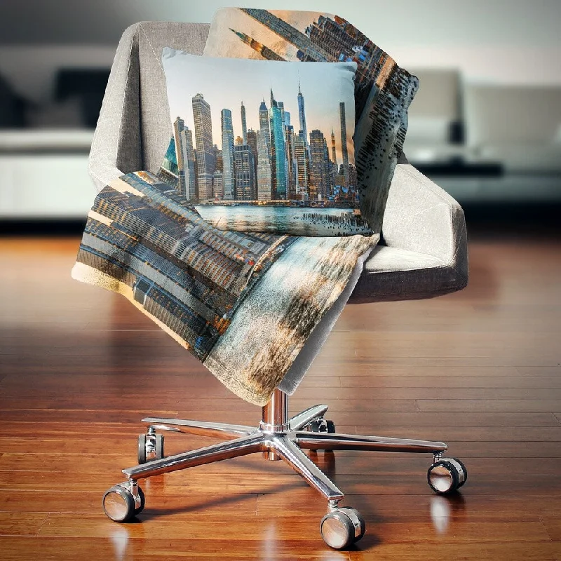 Fleece blankets for a cozy and plush textureFleece blankets for a cozy and plush textureDesignart 'New York City Skyline' Photography Throw Blanket Fleece blankets for a cozy and plush textureFleece blankets for a cozy and plush textureDesignart 'New York City Skyline' Photography Throw Blanket