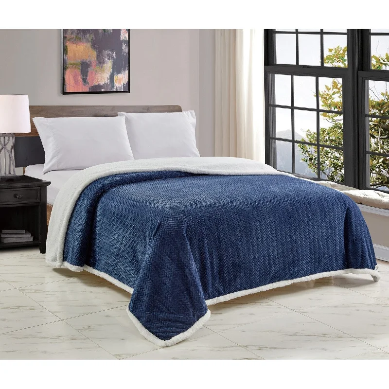 Mohair blankets with a unique sheen and softnessMohair blankets with a unique sheen and softnessJacquard Sherpa Blanket King Navy Mohair blankets with a unique sheen and softnessMohair blankets with a unique sheen and softnessJacquard Sherpa Blanket King Navy