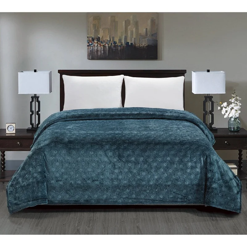 Rayon from bamboo blankets for a silky and breathable feelRayon from bamboo blankets for a silky and breathable feelLouvre Blanket King Teal Rayon from bamboo blankets for a silky and breathable feelRayon from bamboo blankets for a silky and breathable feelLouvre Blanket King Teal