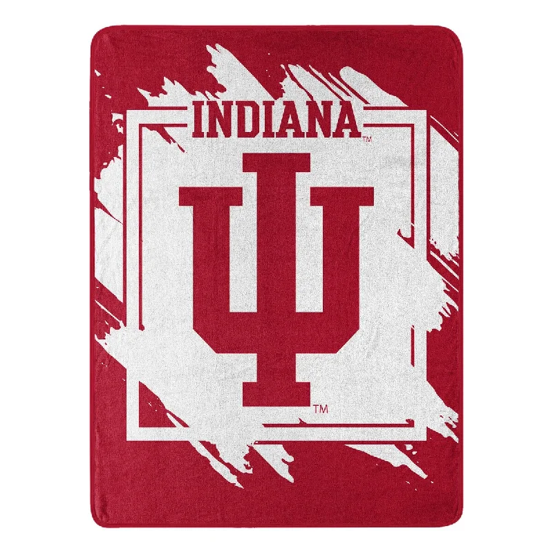 Fleece blankets for a cozy and plush textureFleece blankets for a cozy and plush textureDimensional - Indiana Micro Raschel Throw Fleece blankets for a cozy and plush textureFleece blankets for a cozy and plush textureDimensional - Indiana Micro Raschel Throw