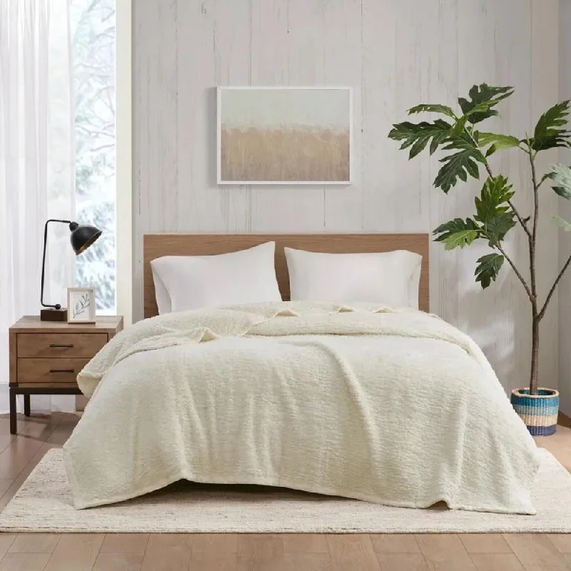 King - size blankets to cover large beds comfortablyKing - size blankets to cover large beds comfortablyTwin Cozy Soft Velvet Binding Berber Solid Blanket Ivory