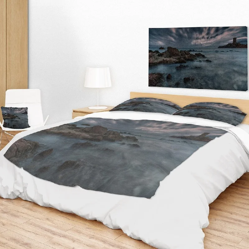 Linen blankets with a rustic and textured lookLinen blankets with a rustic and textured lookDesignart 'French Riviera Coastline' Landscape Photography Throw Blanket Linen blankets with a rustic and textured lookLinen blankets with a rustic and textured lookDesignart 'French Riviera Coastline' Landscape Photography Throw Blanket