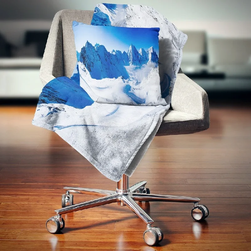 Bamboo fiber blankets with natural antibacterial propertiesBamboo fiber blankets with natural antibacterial propertiesDesignart 'Blue Winter Mountains' Photography Throw Blanket Bamboo fiber blankets with natural antibacterial propertiesBamboo fiber blankets with natural antibacterial propertiesDesignart 'Blue Winter Mountains' Photography Throw Blanket