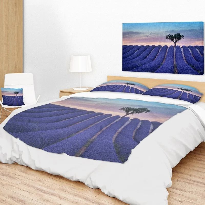 Mohair blankets with a unique sheen and softnessMohair blankets with a unique sheen and softnessDesignart 'Lonely Trees Uphill on Sunset' Landscape Fleece Throw Blanket Mohair blankets with a unique sheen and softnessMohair blankets with a unique sheen and softnessDesignart 'Lonely Trees Uphill on Sunset' Landscape Fleece Throw Blanket
