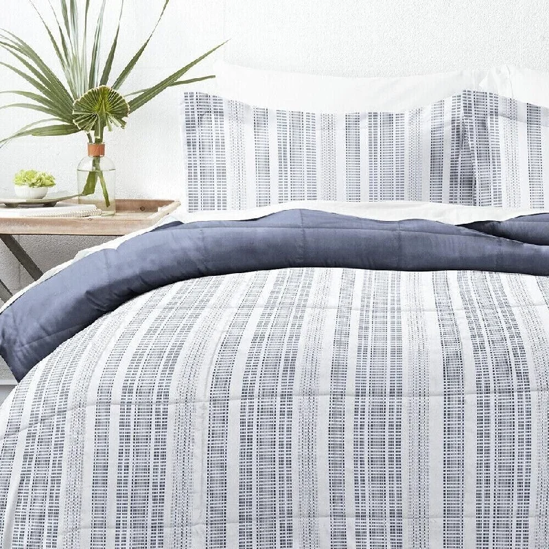 Acrylic blankets for a soft and affordable alternativeAcrylic blankets for a soft and affordable alternative3pc Twin/TwinXL Farmhouse Dreams Wrinkle Free Comforter Set Grey