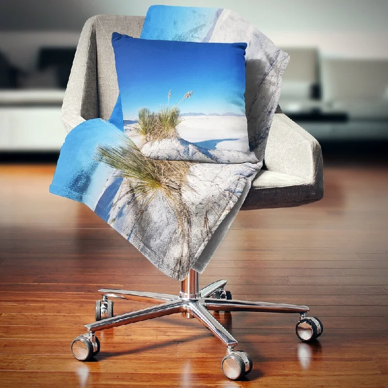 Bamboo fiber blankets with natural antibacterial propertiesBamboo fiber blankets with natural antibacterial propertiesDesignart 'White Sands Park in Usa' Landscape Fleece Throw Blanket