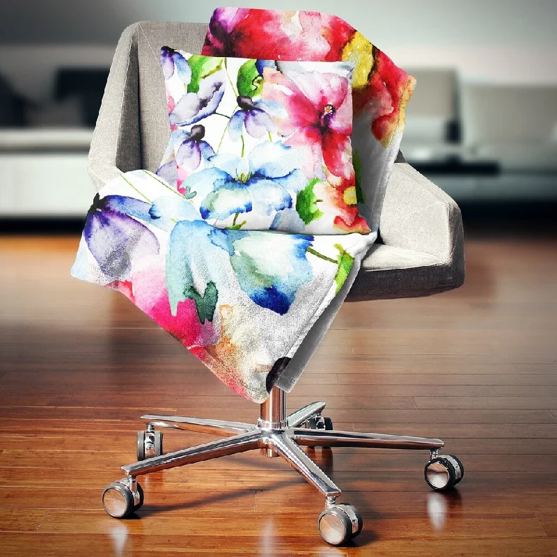 Chenille blankets with a thick and fuzzy textureChenille blankets with a thick and fuzzy textureDesignart 'Watercolor Flowers Everywhere' Floral Throw Blanket