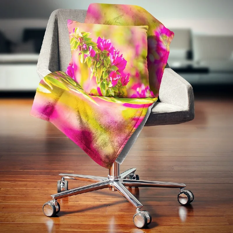 Queen - size blankets for standard - sized bedsQueen - size blankets for standard - sized bedsDesignart 'Beautiful Pink Bougainvillea Flowers' Floral Throw Blanket Queen - size blankets for standard - sized bedsQueen - size blankets for standard - sized bedsDesignart 'Beautiful Pink Bougainvillea Flowers' Floral Throw Blanket