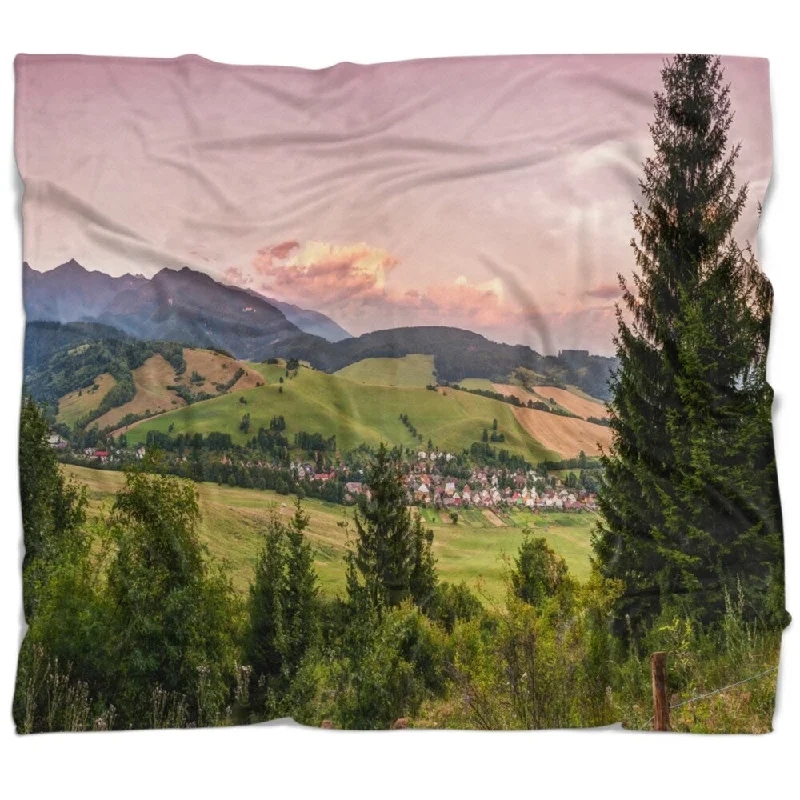 Linen blankets with a rustic and textured lookLinen blankets with a rustic and textured lookDesignart 'Beautiful Stretch of Land Panorama' Landscape Fleece Throw Blanket Linen blankets with a rustic and textured lookLinen blankets with a rustic and textured lookDesignart 'Beautiful Stretch of Land Panorama' Landscape Fleece Throw Blanket