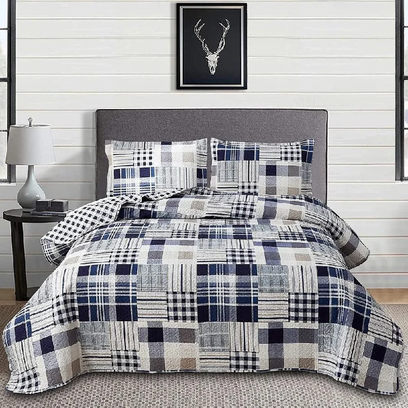 Linen blankets with a rustic and textured lookLinen blankets with a rustic and textured lookKing Size Plaid Quilt Set Reversible Patchwork Blue