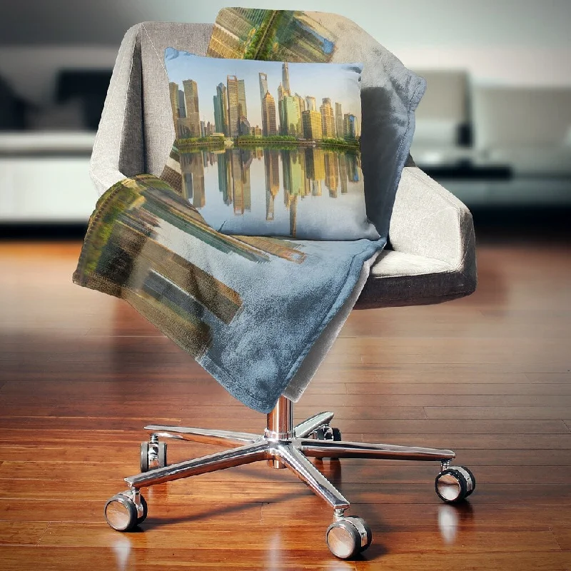 Microfiber blankets that are durable and easy to care forMicrofiber blankets that are durable and easy to care forDesignart 'Shanghai Huangpu River at Sunset' Cityscape Throw Blanket Microfiber blankets that are durable and easy to care forMicrofiber blankets that are durable and easy to care forDesignart 'Shanghai Huangpu River at Sunset' Cityscape Throw Blanket