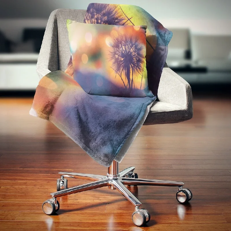 Linen blankets with a rustic and textured lookLinen blankets with a rustic and textured lookDesignart 'Dandelion Flower on Orange Background' Floral Throw Blanket