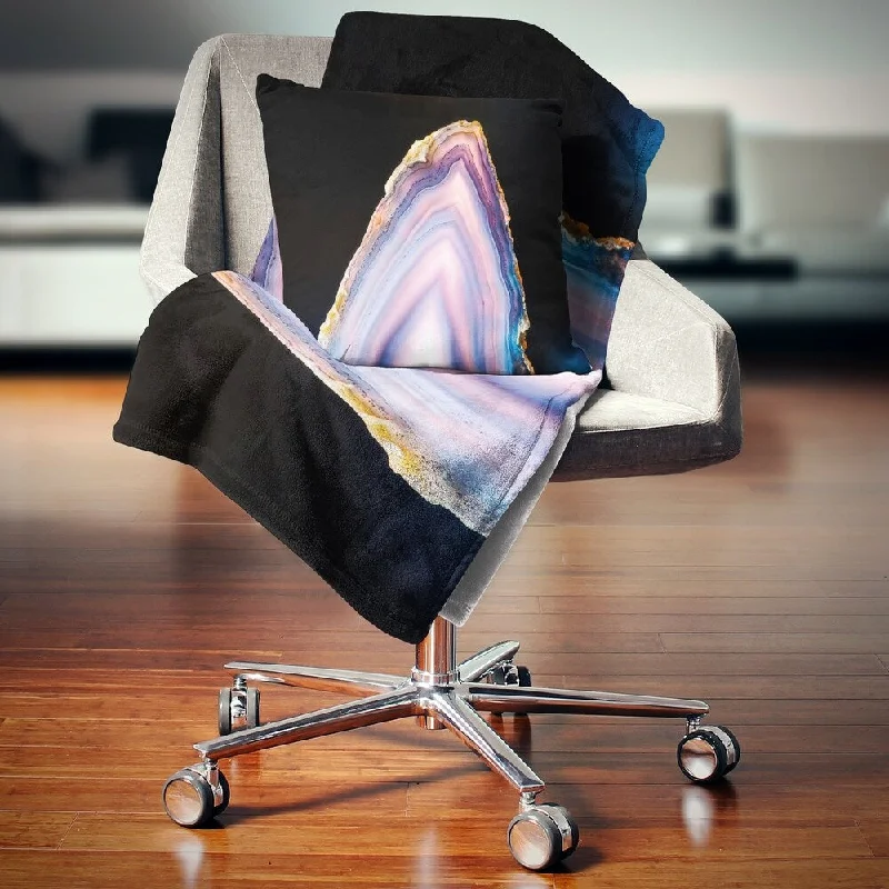 Mohair blankets with a unique sheen and softnessMohair blankets with a unique sheen and softnessDesignart 'Beautiful Slice of Agate on Black' Abstract Throw Blanket Mohair blankets with a unique sheen and softnessMohair blankets with a unique sheen and softnessDesignart 'Beautiful Slice of Agate on Black' Abstract Throw Blanket