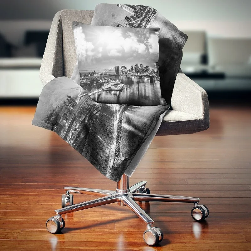 Silk blankets with a smooth and elegant touchSilk blankets with a smooth and elegant touchDesignart 'Amazing Night in New York City' Cityscape Photo Throw Blanket Silk blankets with a smooth and elegant touchSilk blankets with a smooth and elegant touchDesignart 'Amazing Night in New York City' Cityscape Photo Throw Blanket