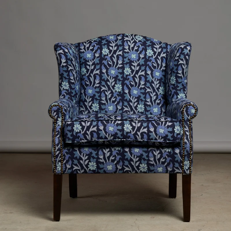 Soft and Fluffy Pillows for Bedroom ComfortAshi Azure Woodruff Chair