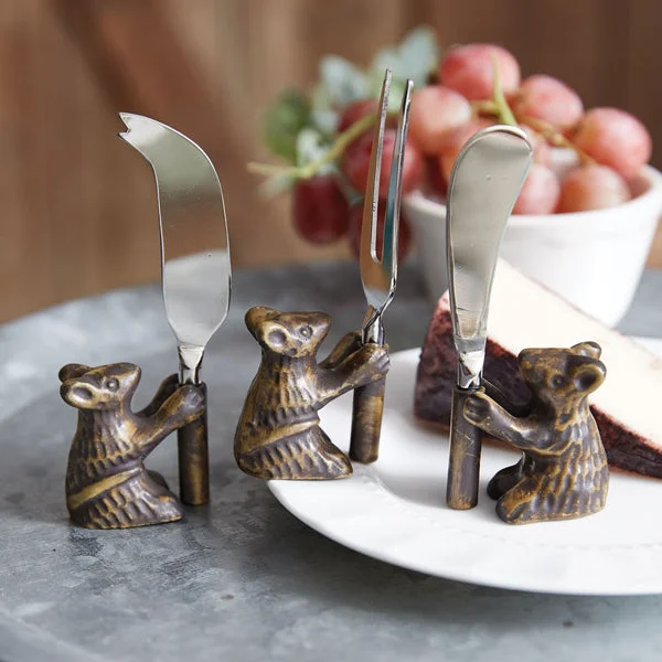 Bed skirts with a mermaid - themed printSet of Three Mouse Cheese Serving Set