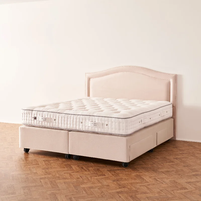 Wool - filled mattresses for natural insulation and moisture - wickingVispring Regal Superb Mattress Wool - filled mattresses for natural insulation and moisture - wickingVispring Regal Superb Mattress