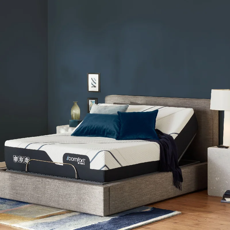 King - size mattresses for spacious master bedroomsCLOSEOUT - Serta iComfort CF4000 Plush 14" Mattress King - size mattresses for spacious master bedroomsCLOSEOUT - Serta iComfort CF4000 Plush 14" Mattress