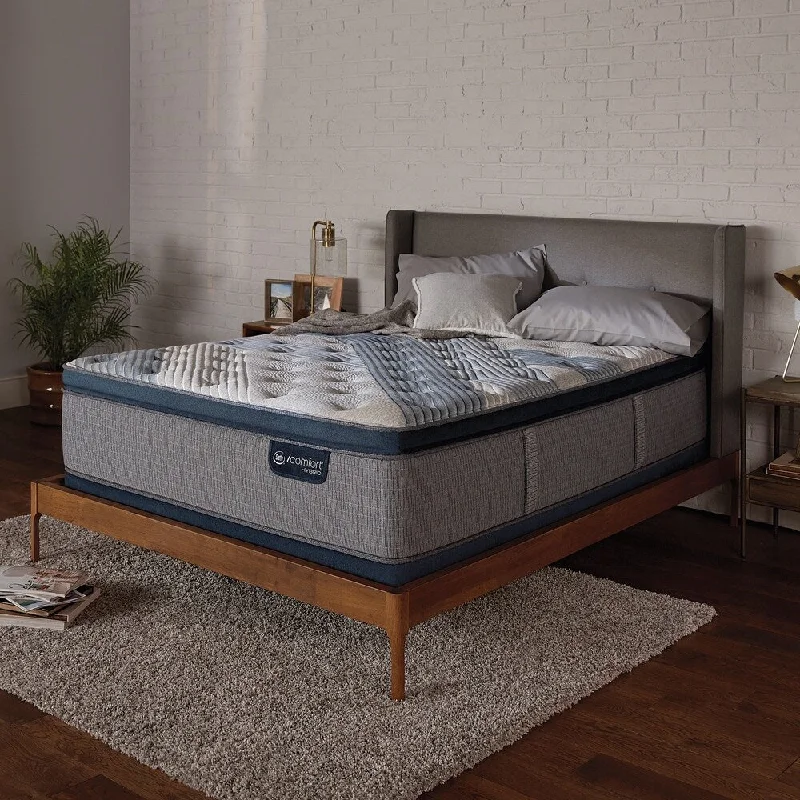Queen - size mattresses for couples and standard bedroomsSerta iComfort Blue Fusion 1000 14-inch Plush Pillow Top Hybrid Mattress Set