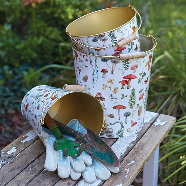 Bed skirts with a ruffled tiered designSet of Three Cottage Core Buckets