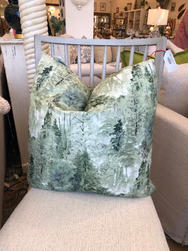 Travel Pillows for Long JourneysRAF Leaf Pillow