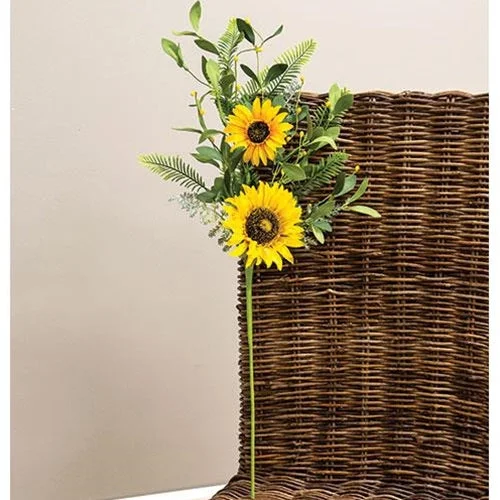 Bed skirts in pastel shades for a delicate lookBlack-Eyed Susan Pip & Spring Greens Spray