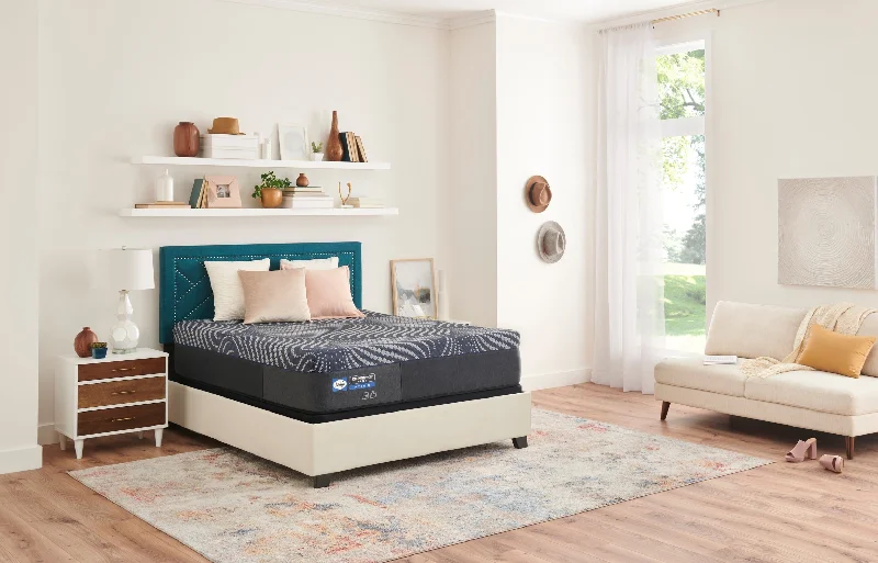 Queen - size mattresses for couples and standard bedroomsSealy Hybrid Posturepedic Plus Brenham Plush Mattress Queen - size mattresses for couples and standard bedroomsSealy Hybrid Posturepedic Plus Brenham Plush Mattress