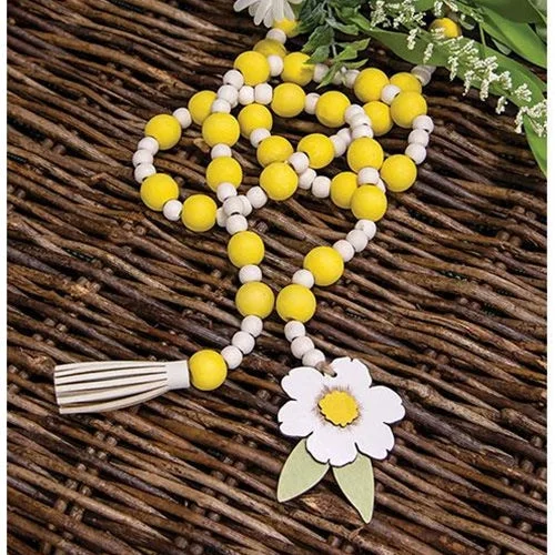 Checkered bed skirts for a classic patternYellow & White Bead Garland w/Flower Tag