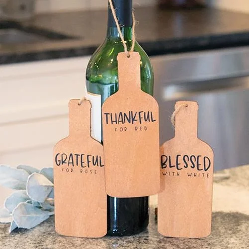 Bed skirts with a wrinkle - resistant fabric3/Set Wine Blessings Bottle Ornaments