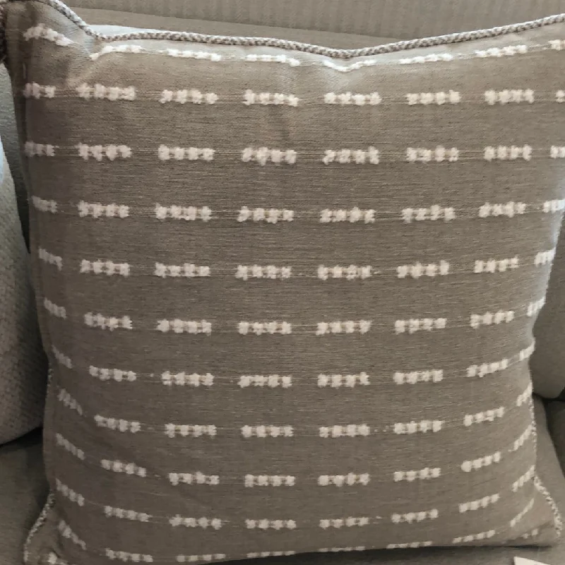 Soft and Fluffy Pillows for Bedroom ComfortOutdoor Throw Pillow