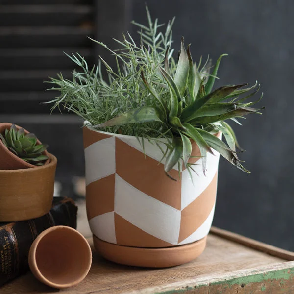 Bed skirts with a paisley print for an exotic feelChevron Terra Cotta Pot and Plate